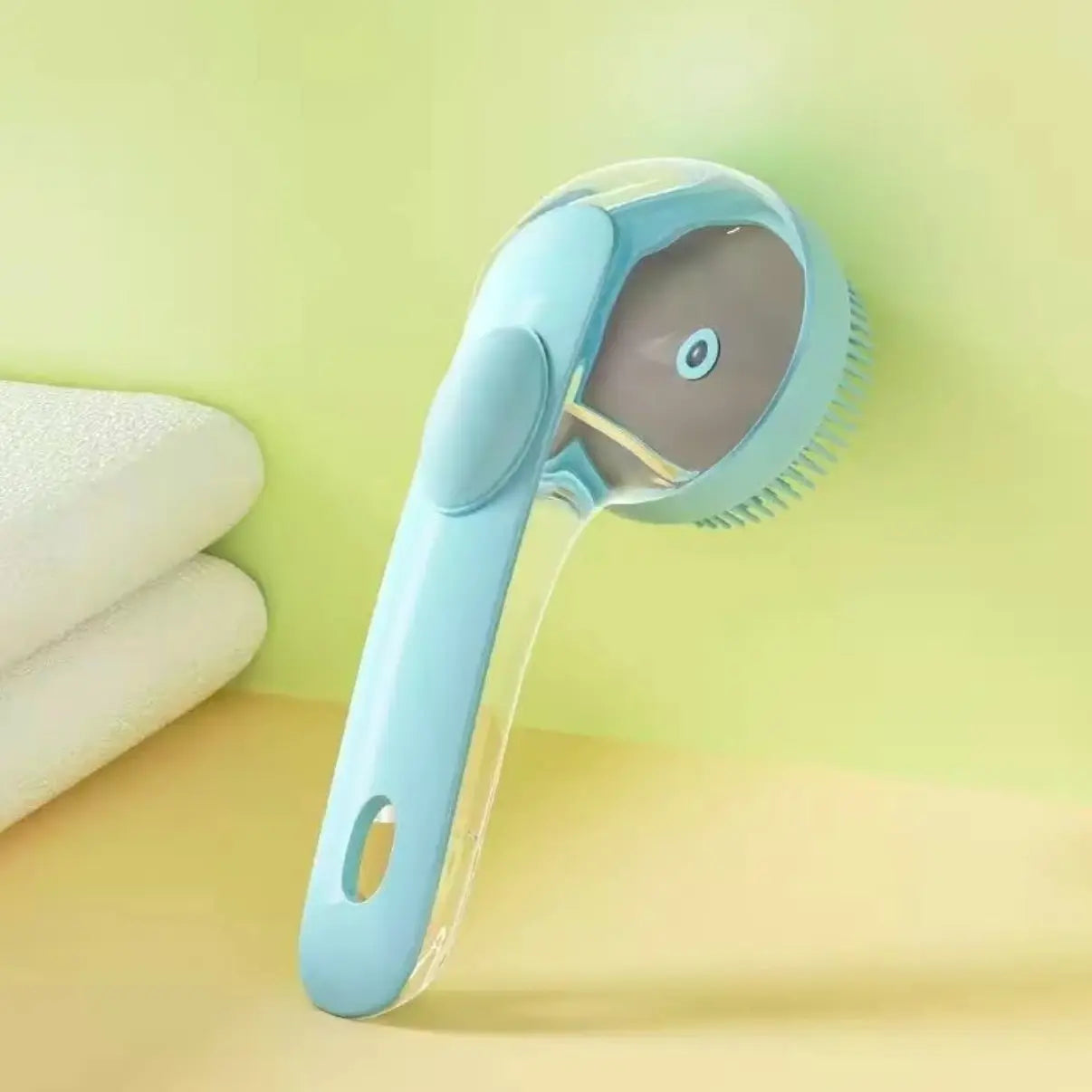 2026 Professional 2-in-1 Pet Bath and Grooming Brush with Built-in Shampoo Dispenser for Effortless Bathing and Massage for Dogs and Cats